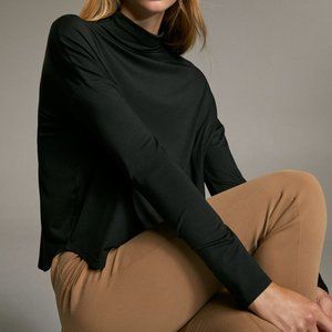 Aritzia Babaton Seaton Turtleneck
